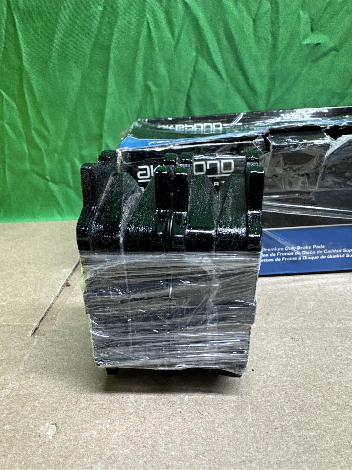 Akebono ACT1212A Akebono ProACT Ultra Premium Brake Pad Kit