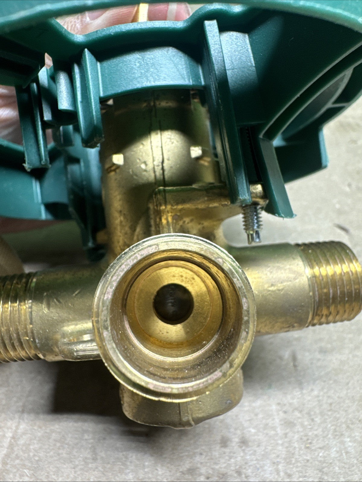 Moen 1/2 Inch Posi-Temp Pressure Balanced Rough-In Tub/shower Valve Model: 82510