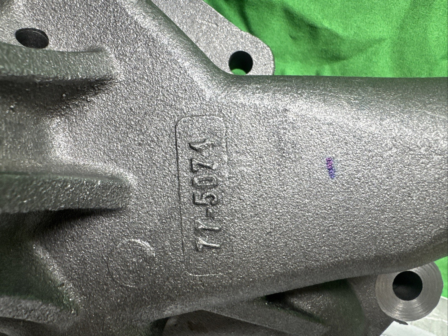 Gates 44042 Engine Water Pump For Select 96-99 AM General Chevrolet GMC Models