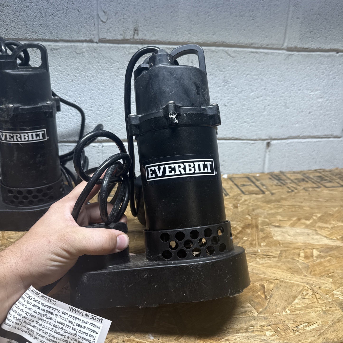 Everbilt 1/2 HP Corrosion Resistant Aluminum Sump Pump w/ Teather Float Switch