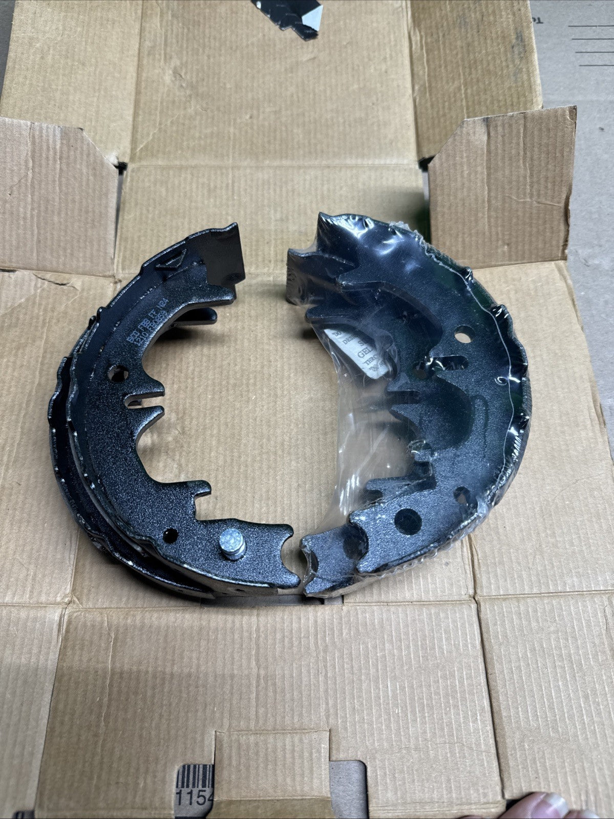 Bosch BS859 Blue Drum Parking Brake Shoe Set for Select Lexus ES250, ES300