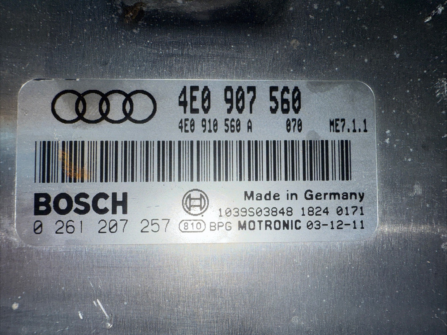 ECU ECM COMPUTER Audi A8 2003 03 2004 04 4E0 907 560