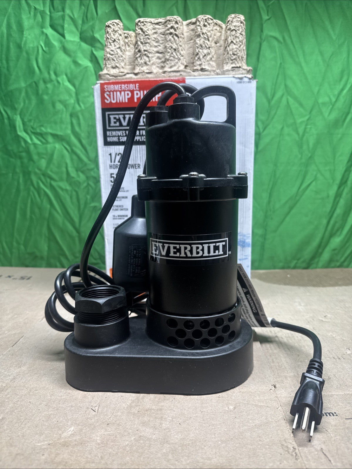 Everbilt HDSP50W 1/2 HP Submersible Aluminum Sump Pump with Tethered Switch