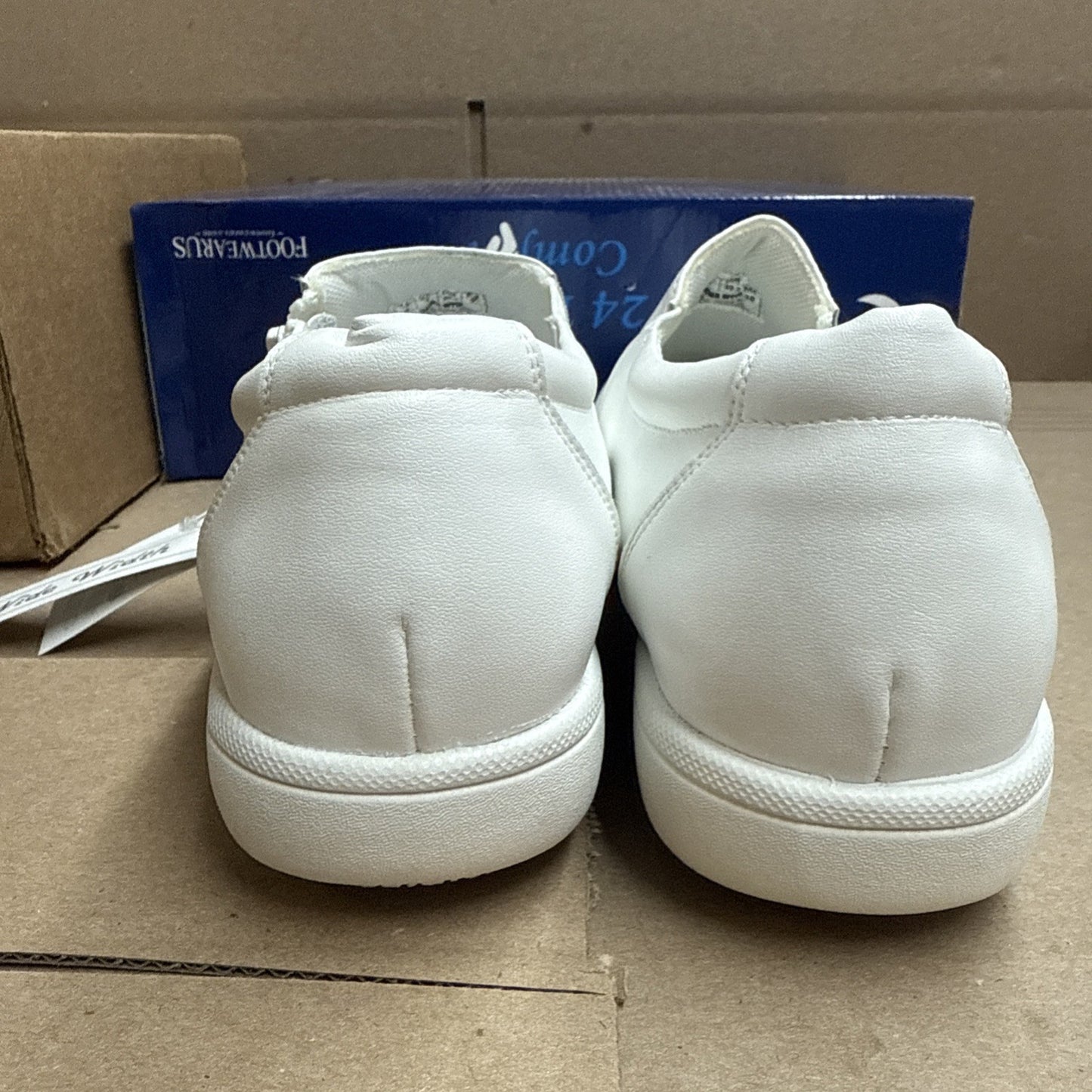 24 HOUR COMFORT Ester Women's 9 Wide Width Slip-On Leather Loafers Nurse