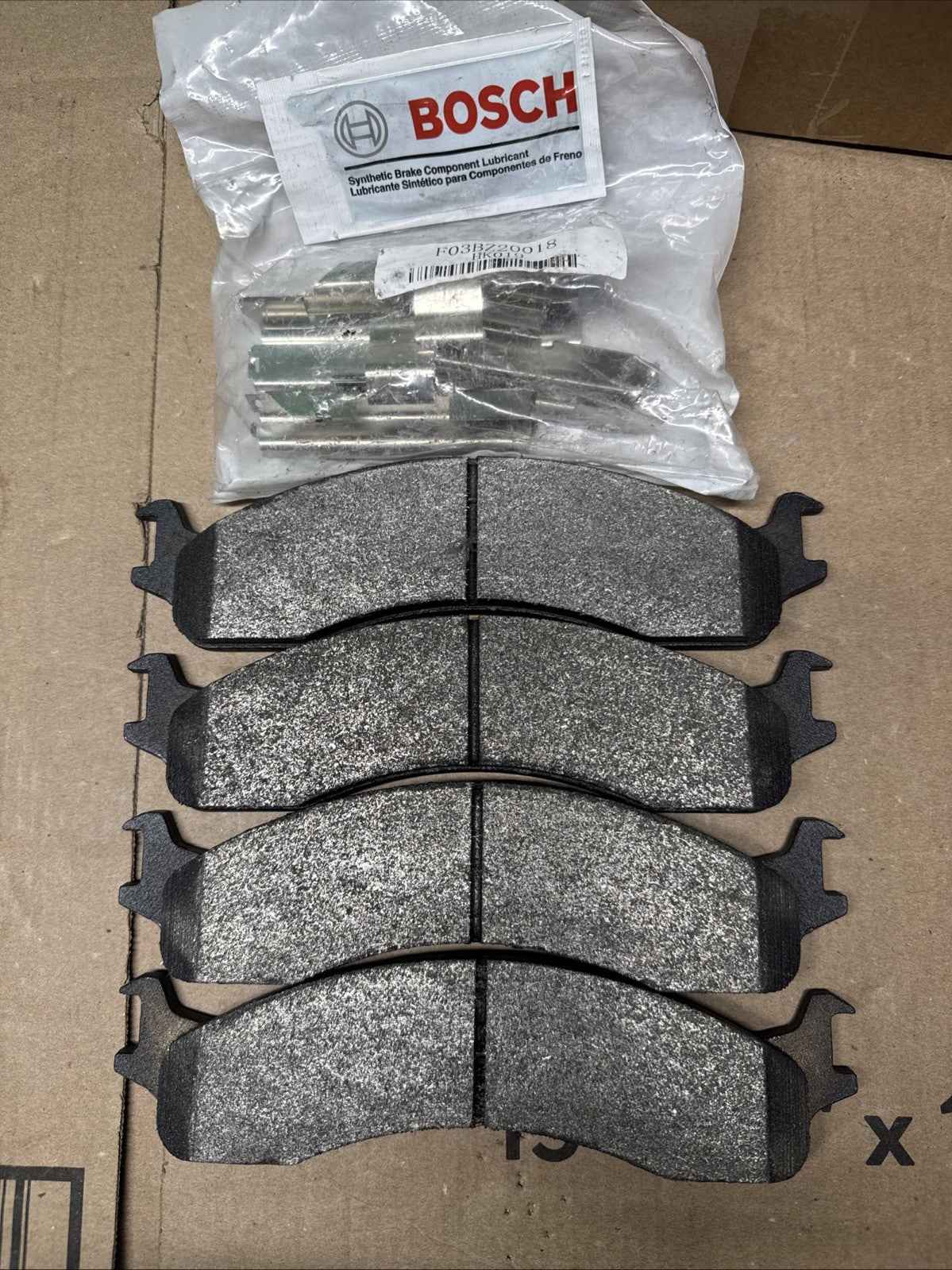 BSD655 Bosch 2-Wheel Set Brake Pad Sets Front for E350 Van E150 E250 E450 Ram