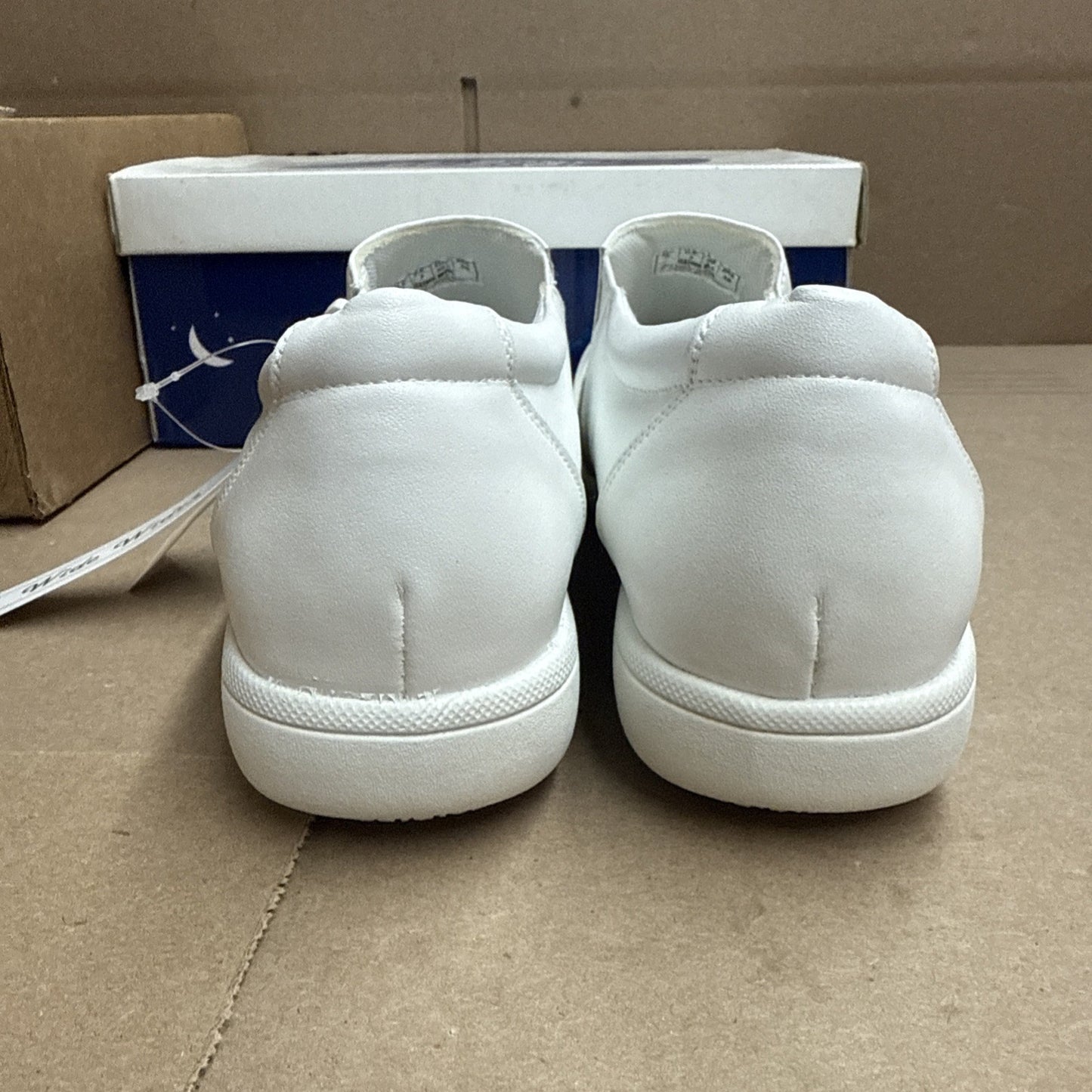 24 HOUR COMFORT Ester Women's 9 Wide Width Slip-On Leather Loafers Nurse