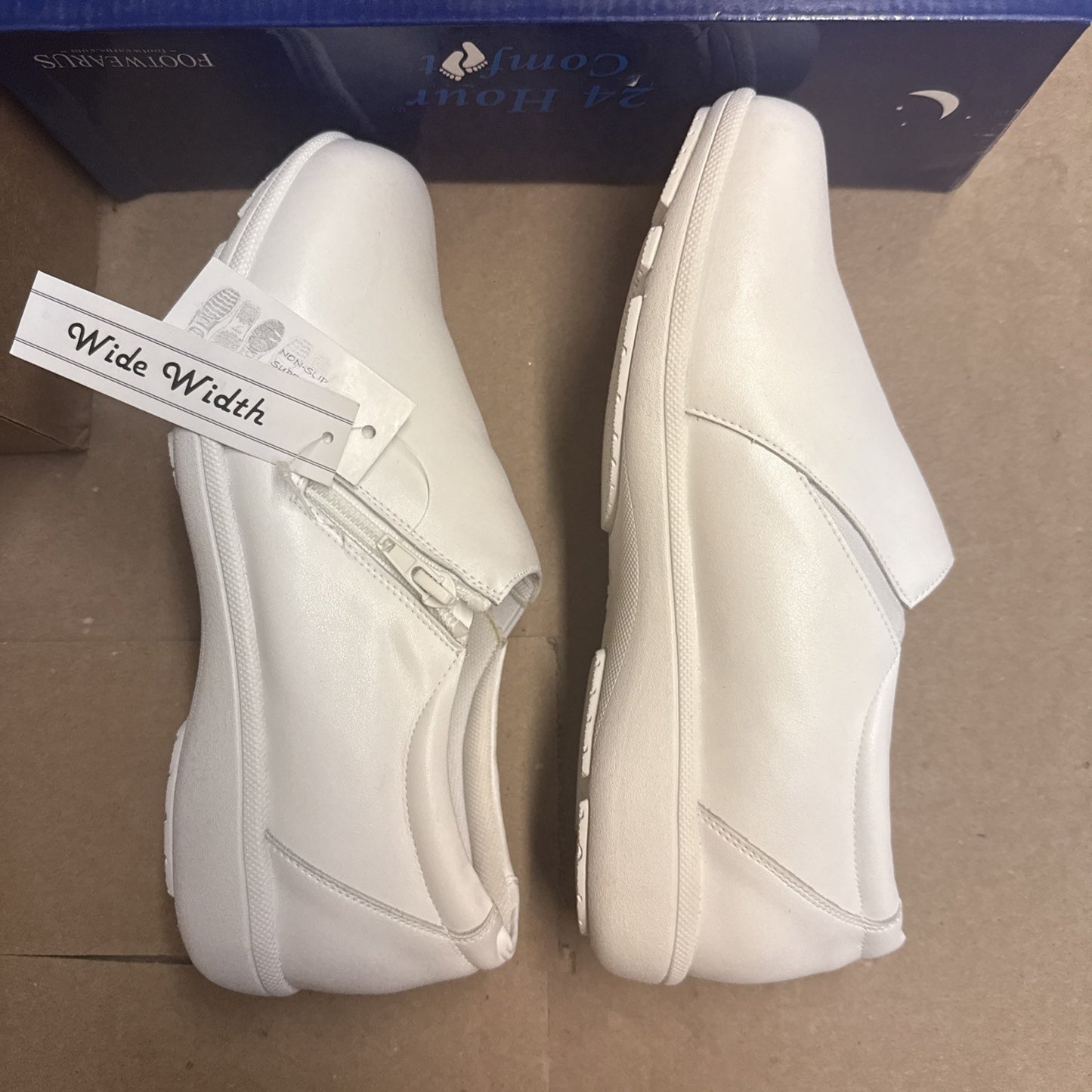 24 HOUR COMFORT Ester Women's 9 Wide Width Slip-On Leather Loafers Nurse