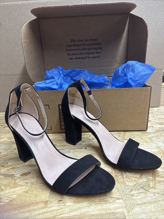 Madden Girl Women's Beella Heeled Sandal, Black Fabric, size 8.5 M