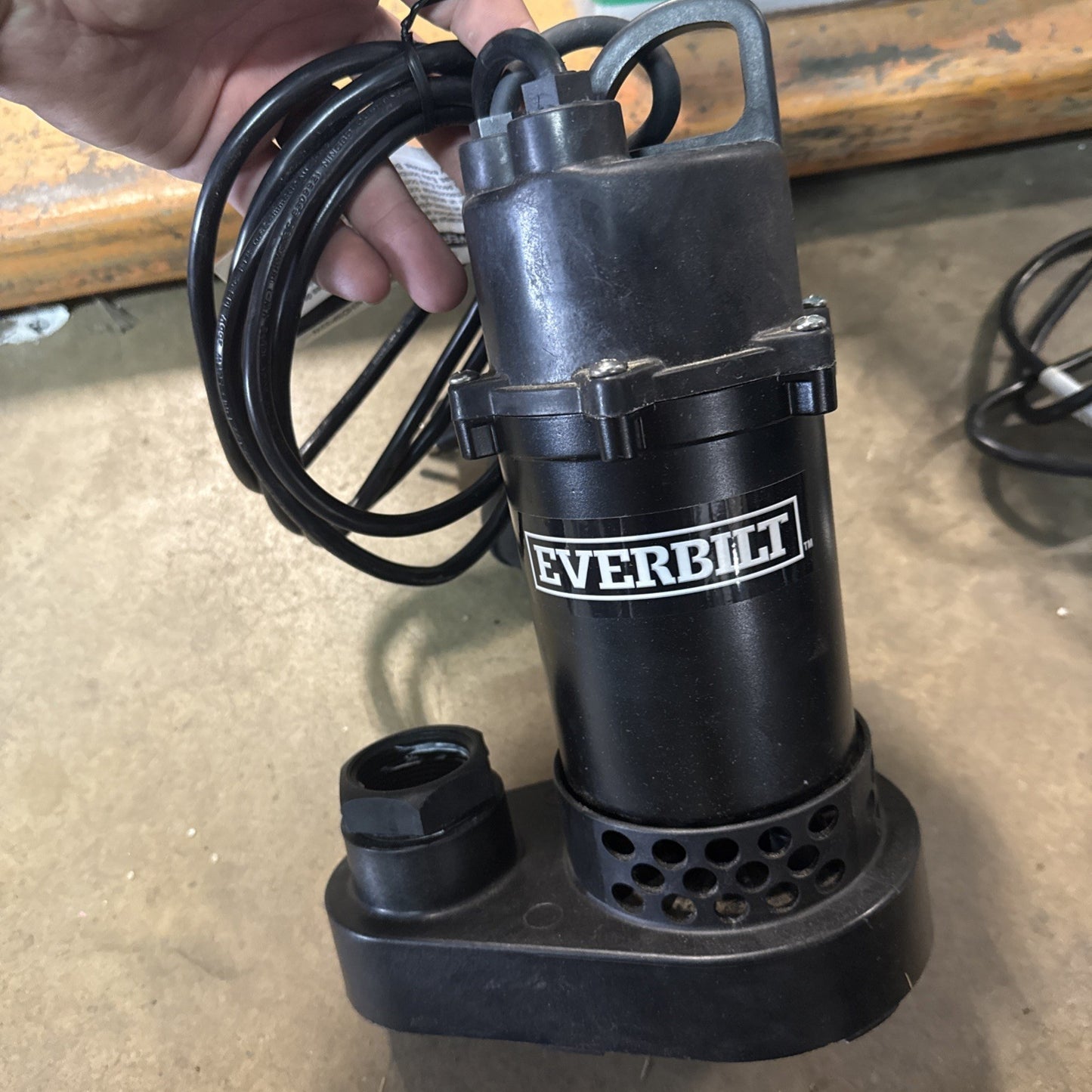 Everbilt 1/3 HP Corrosion Resistant Aluminum Sump Pump w/ Tether Switch Used
