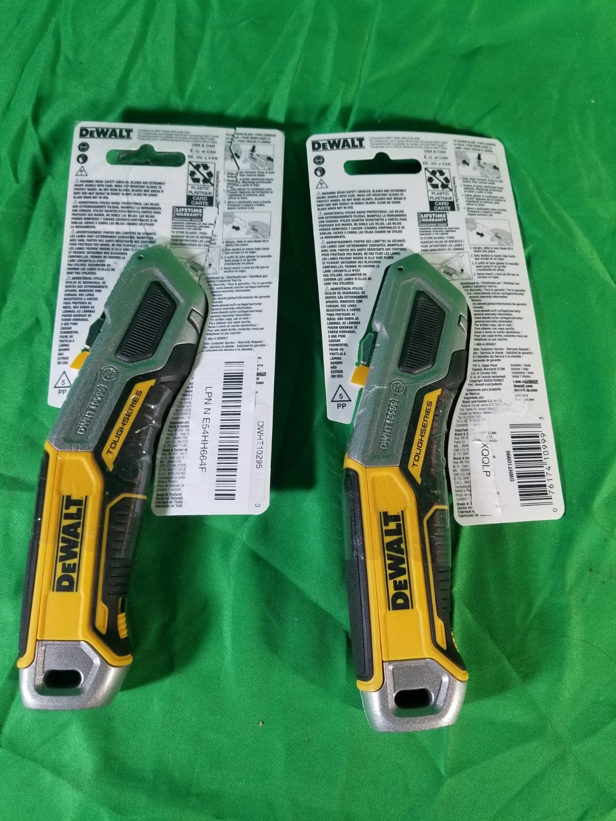 DeWalt Toughseries 2.40 in. Sliding Utility Knife Black/Yellow 2-pack