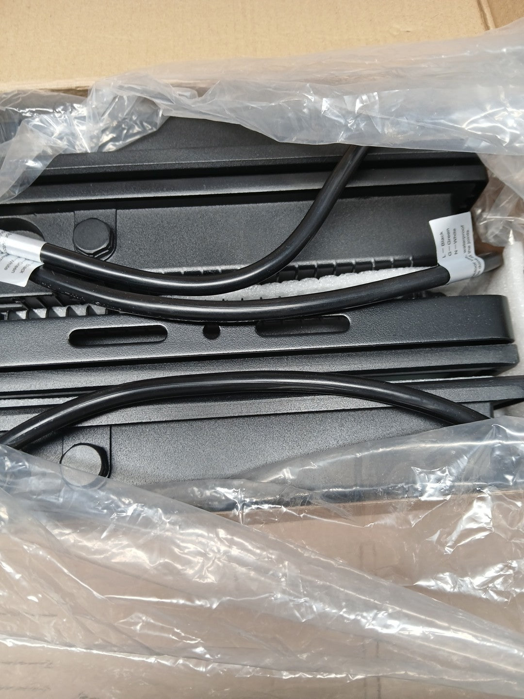 OHLUX LED Flood Lights Outdoor, 6000lumen Superbright, 60W IP66 Waterproof fo...