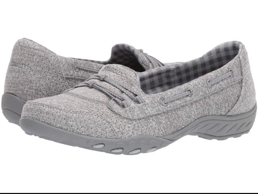 Skechers Breathe Easy - Good Influence Slip-On Shoes  Gray Womens Size 7 .5