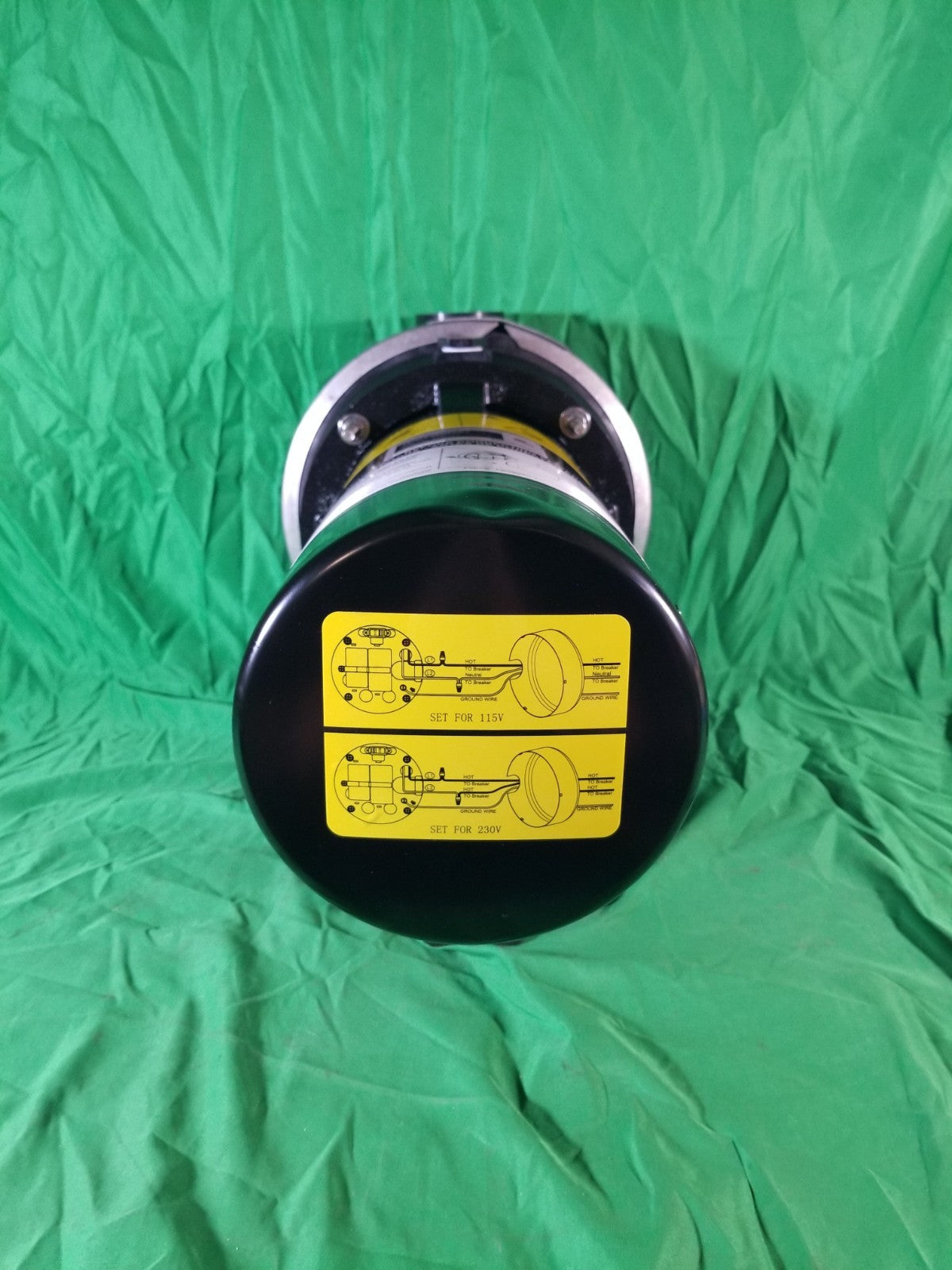 Everbilt Lawn Irrigation Pump Plastic 1-1/2HP HDLS15P NEW Small Dent See Picture