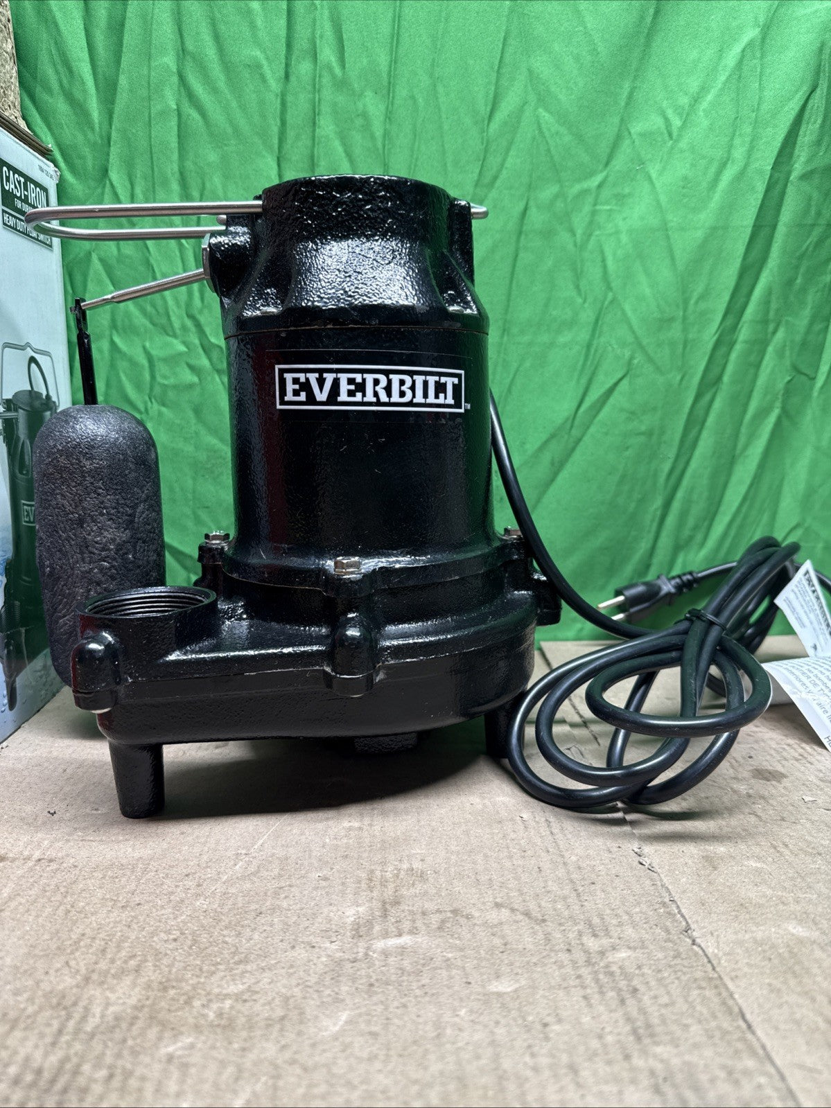 Everbilt 3/4HP Cast-Iron Pro-Grade Submersible Sump Pump 1004 120 345 HDS75