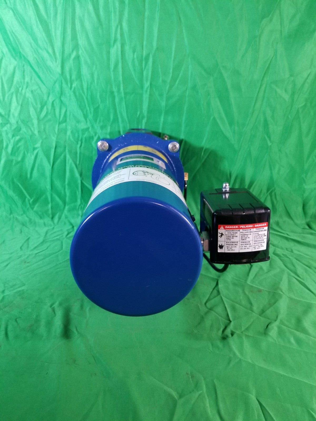 Everbilt 1 HP Professional Convertible Jet Pump NEW OPEN BOX**