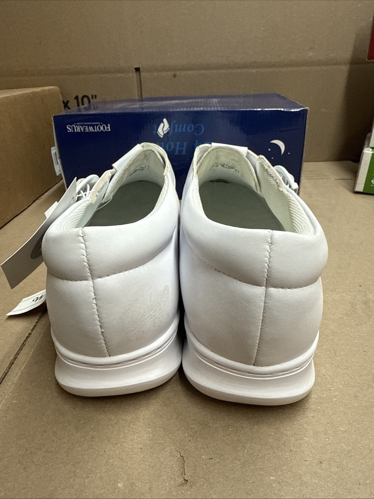 24 HOUR COMFORT Willa Women's Wide Width Leather Shoes size 10 nurse