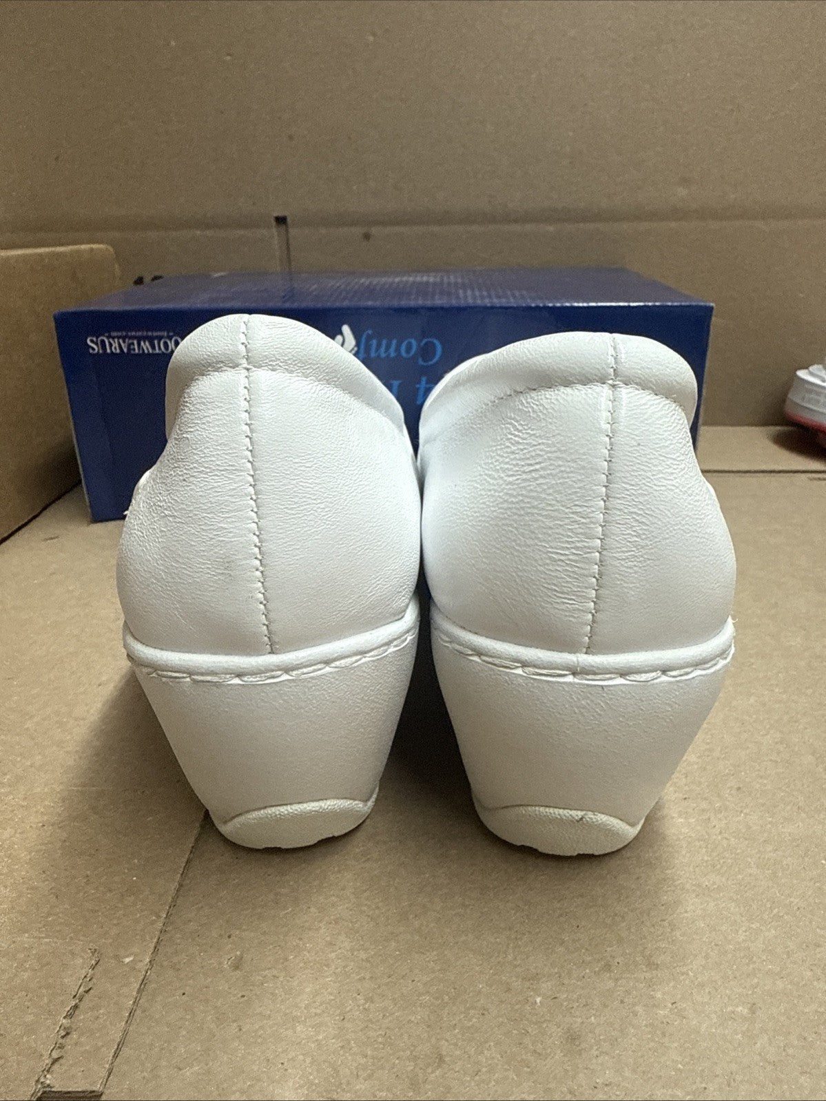 Nurse Mates Women's Bryar Slip-On Clog - White - Size 9 W