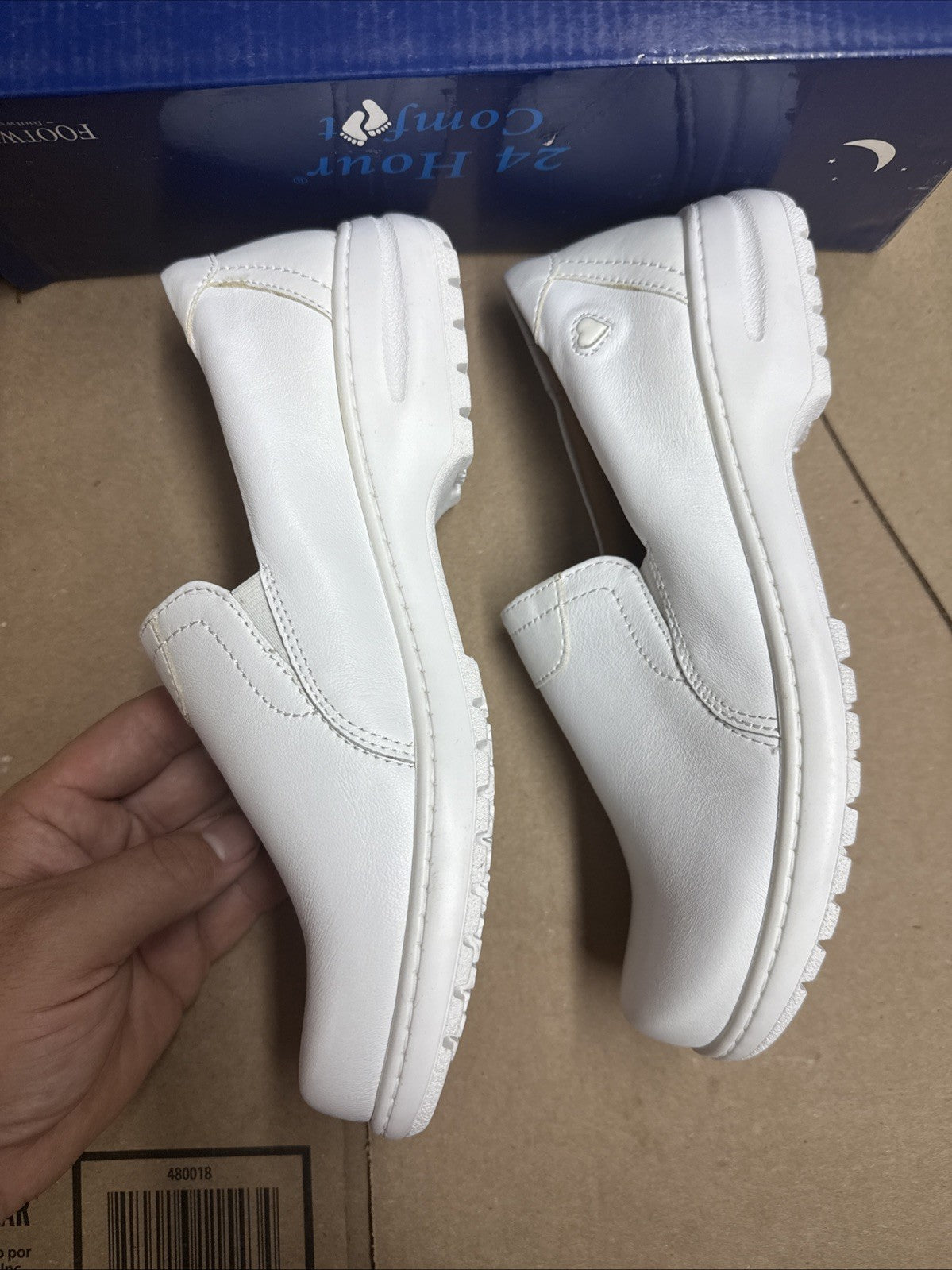 Nurse Mates Women's Slip-On Meredith Slip-Resistant Leather White Size 7.5W