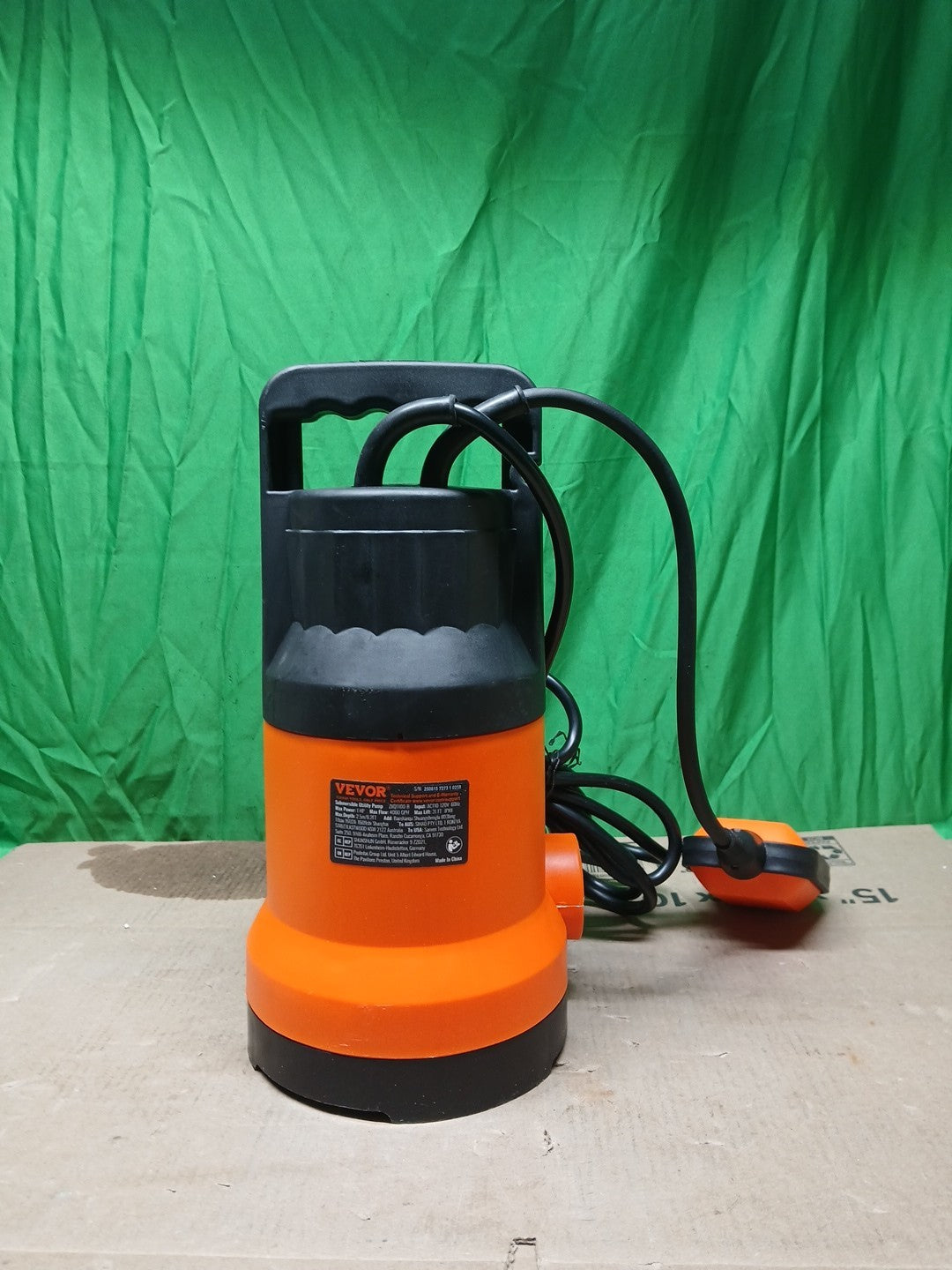VEVOR Sump Pump, 1 HP, 4000 GPH High Flow, 31 ft Head, Submersible Water