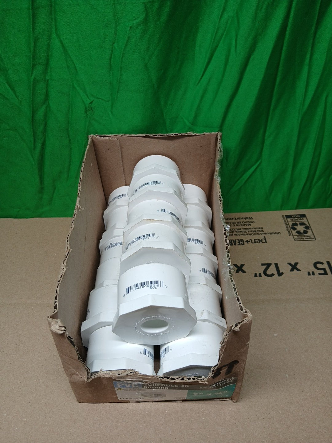 (QTY 17) Charlotte Pipe 02107 PVC SCH40 Reducing Bushing 2 x 3/4 Slip 437-248