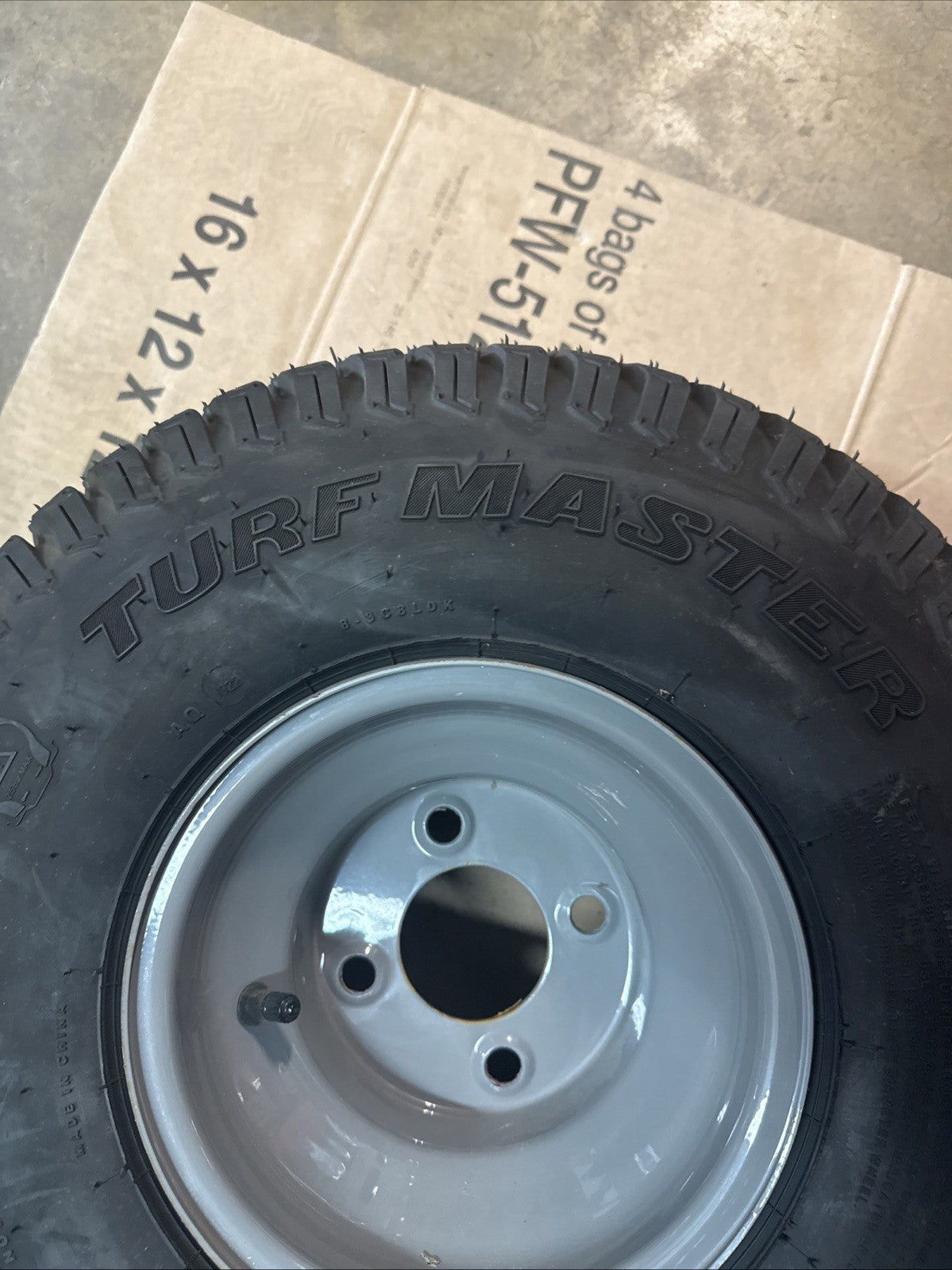 CUB CADET 634Z07264-0637 Powder Gray Complete Wheel 20x8-8 NHS Turf Master