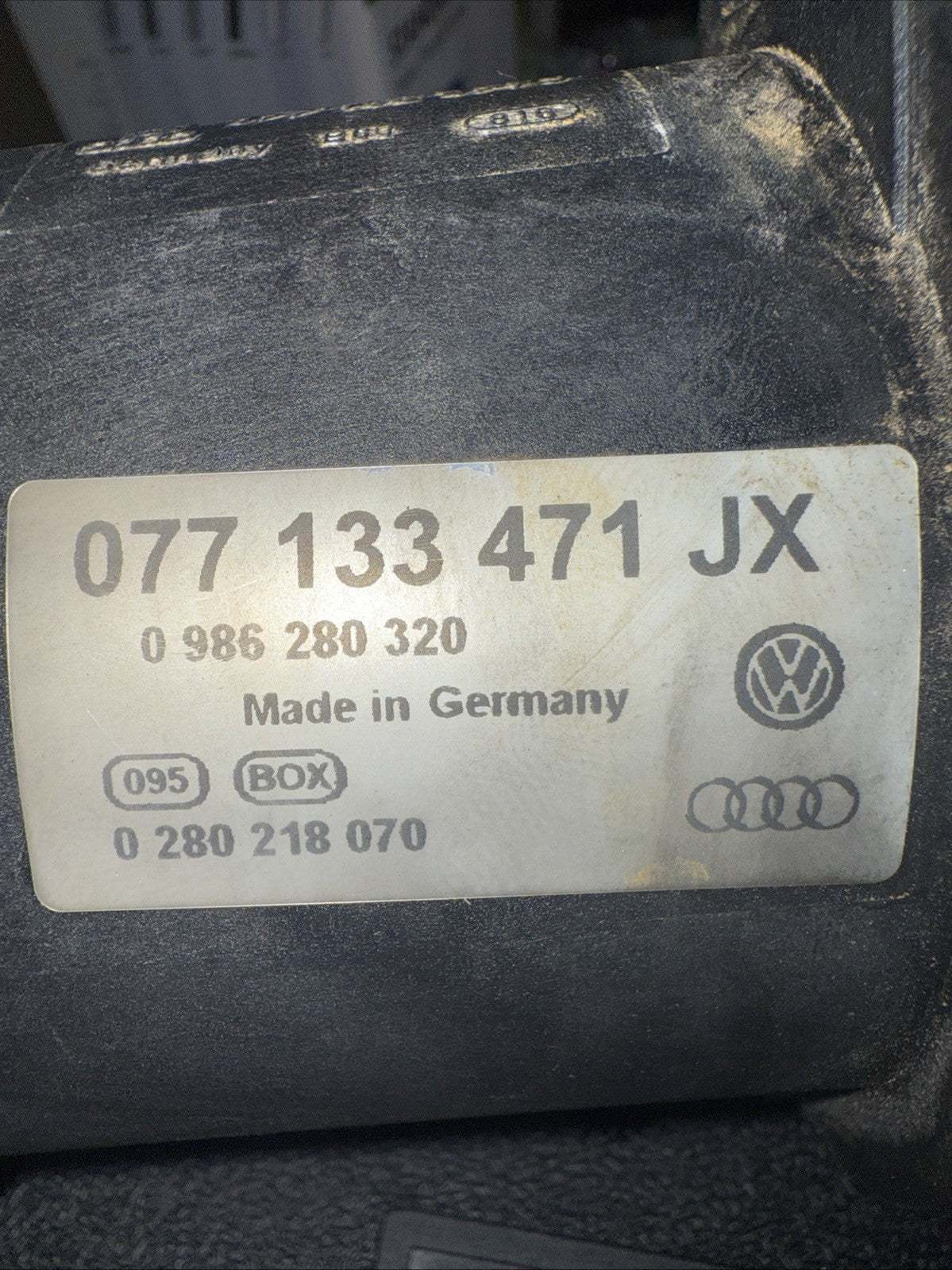 01-10 AUDI D3 A8 A8L A6 4.2L QUATTRO MASS AIR FLOW SENSOR METER OEM 110320A