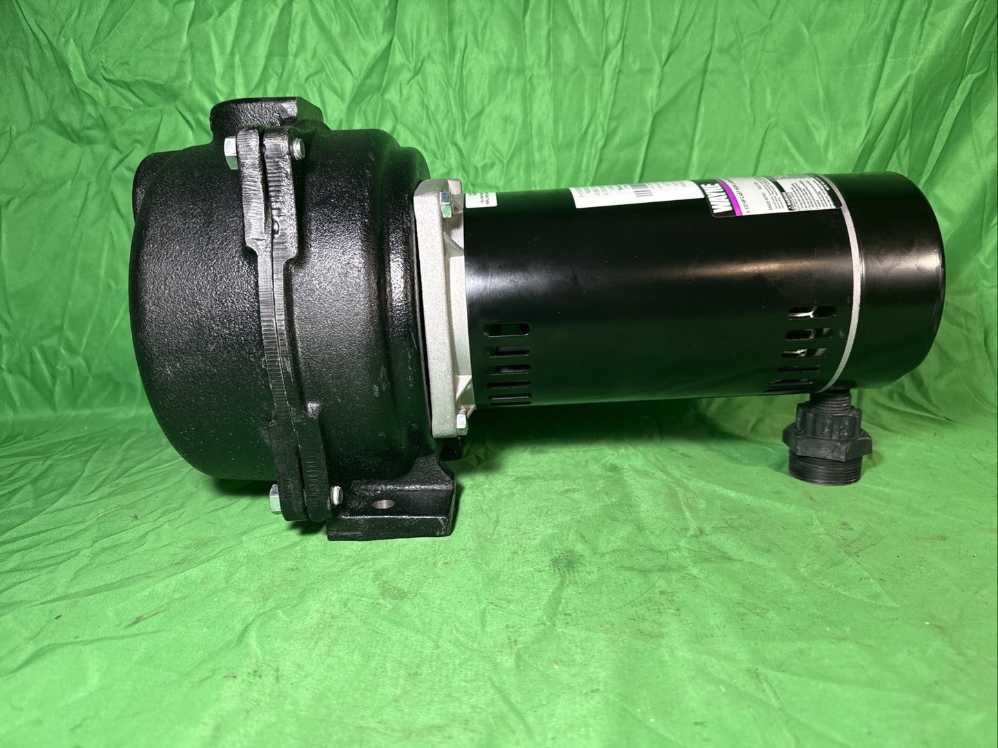 Wayne 1-1/2 HP Cast Iron Quick-Prime Lawn-Sprinkler Pump. NOB