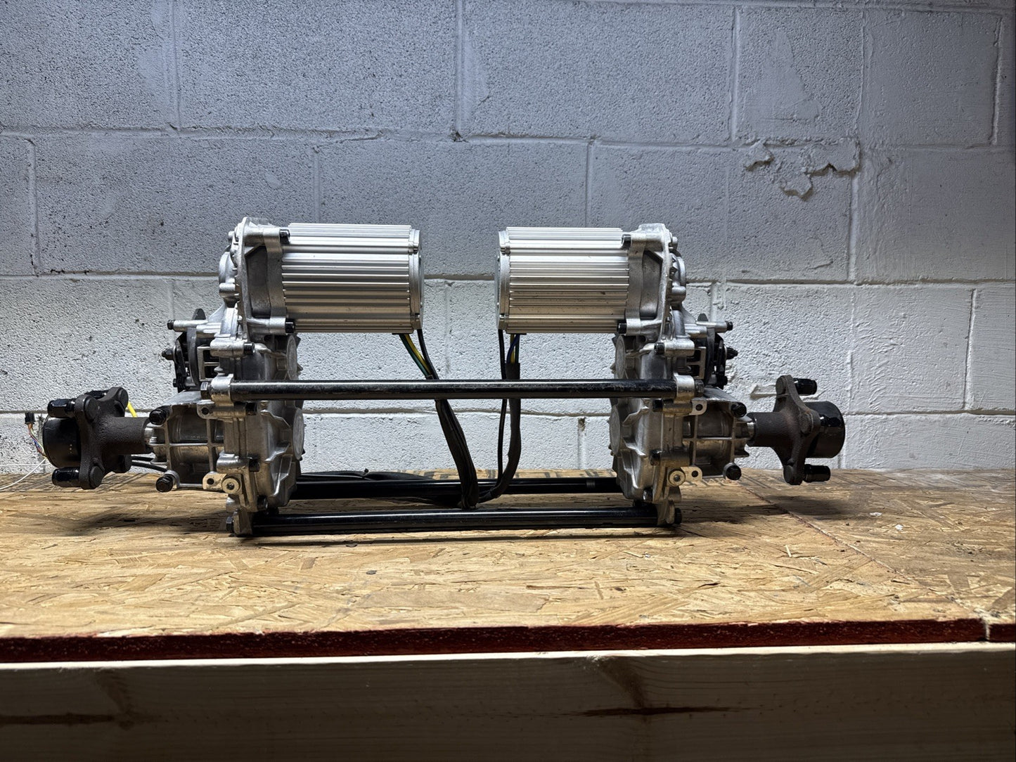 Complete Drive Motor & Transaxle Assembly Ryobi 42" Z42Li 80v Zero Turn Mower