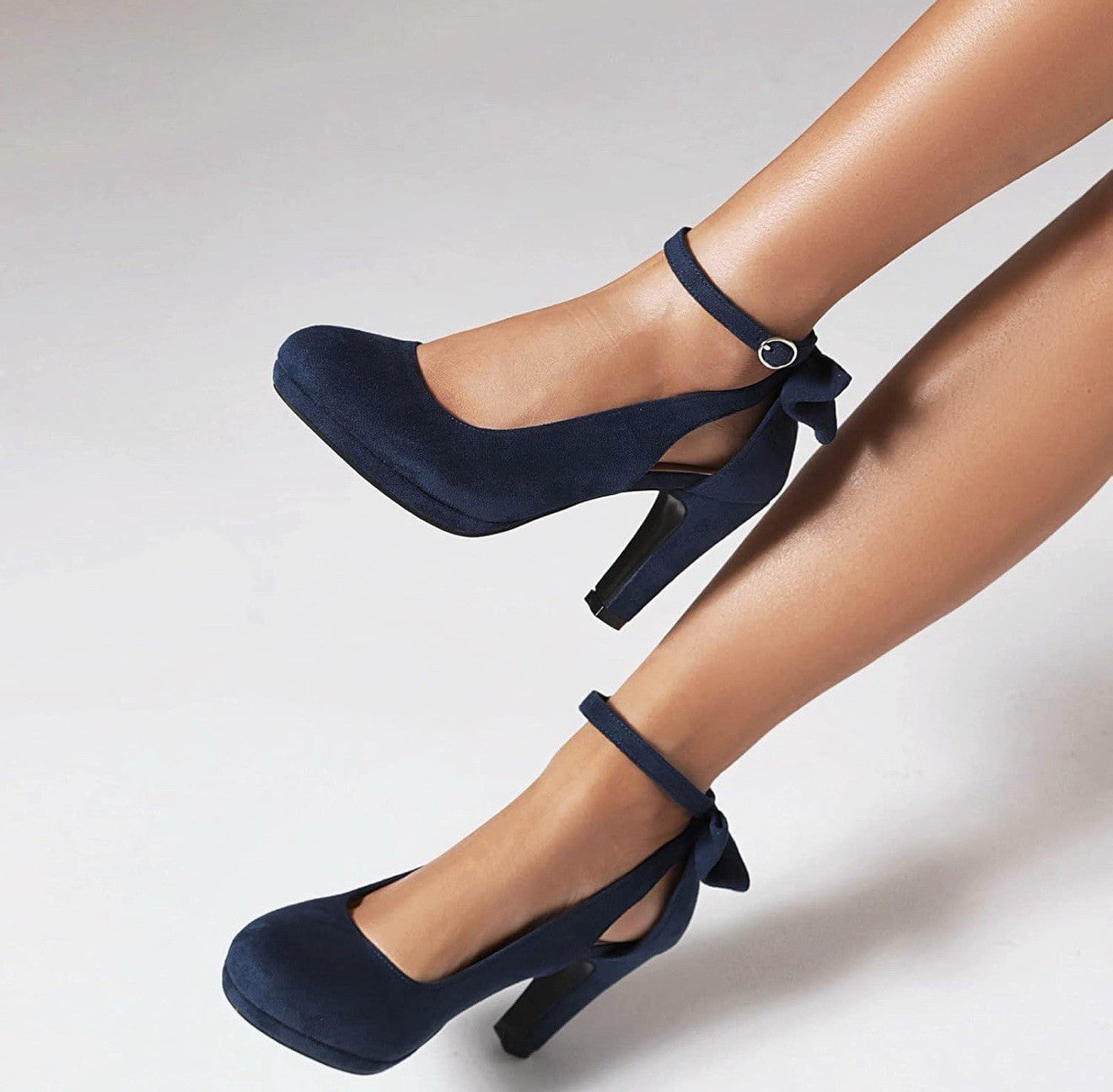 Women’s 10.5 Mary Jane Heel Bow Round Toe Suede Pumps Navy Blue