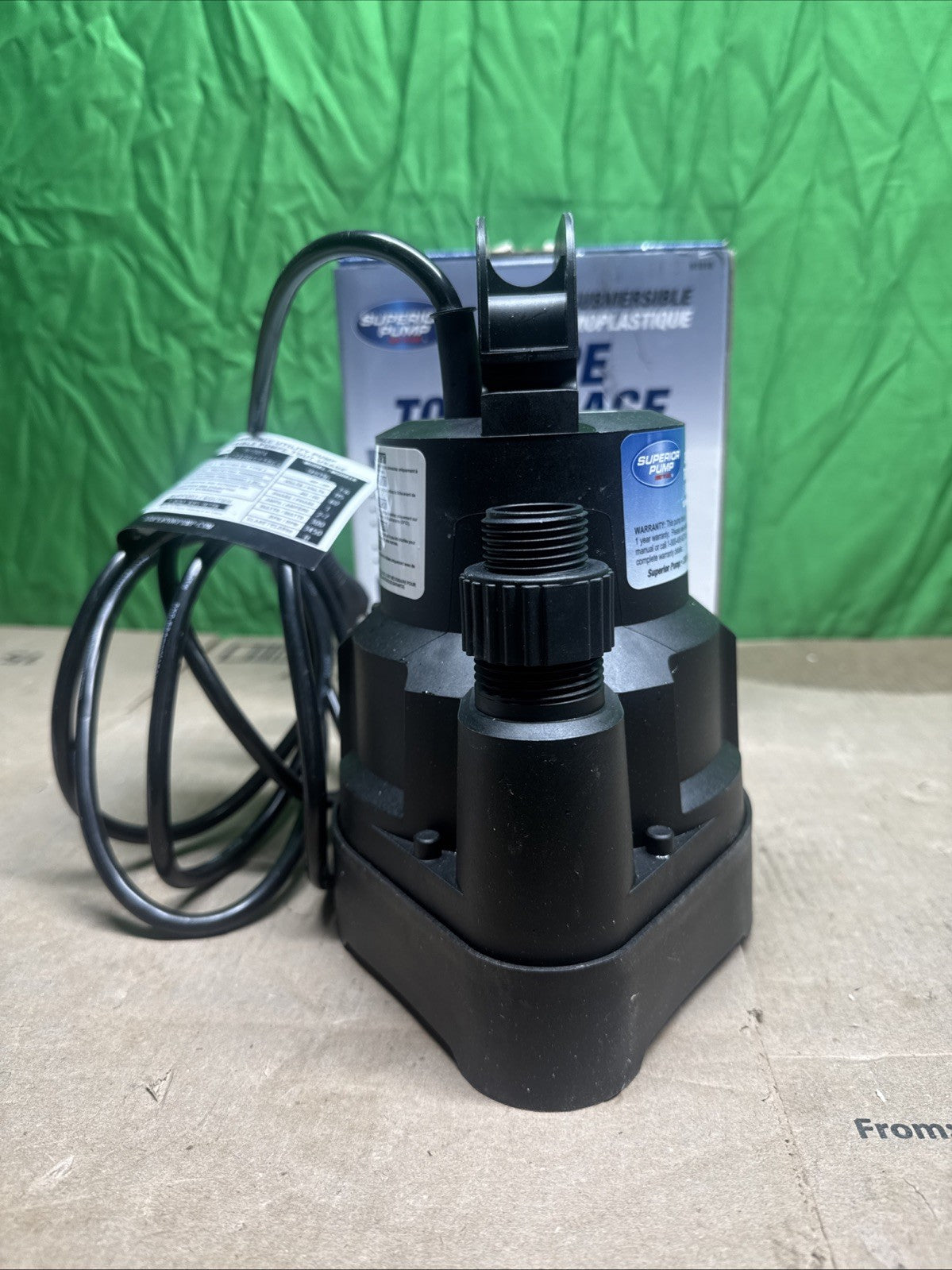 Superior Pump 1/6 HP Submersible Thermoplastic Oil-Free Utility Pump