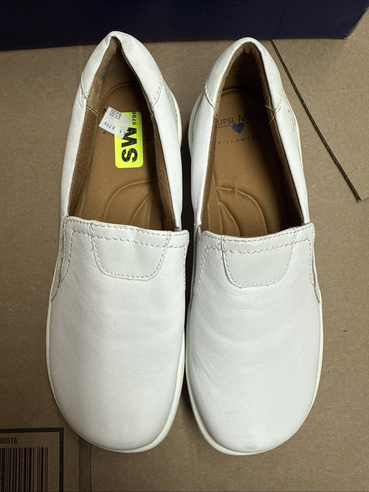 Nurse Mates Women's Slip-On Meredith Slip-Resistant Leather White Size 6.5w