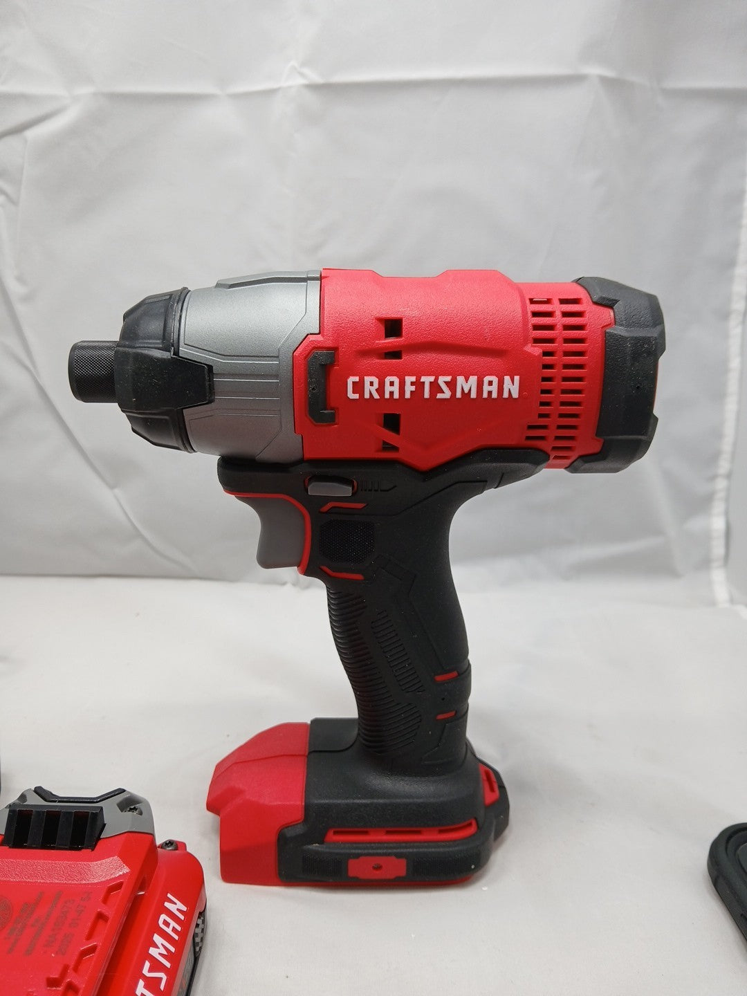 CRAFTSMAN CMCF800C1 V20 20V MAX Lithium-Ion 1/4-Inch Cordless Impact Driver Kit