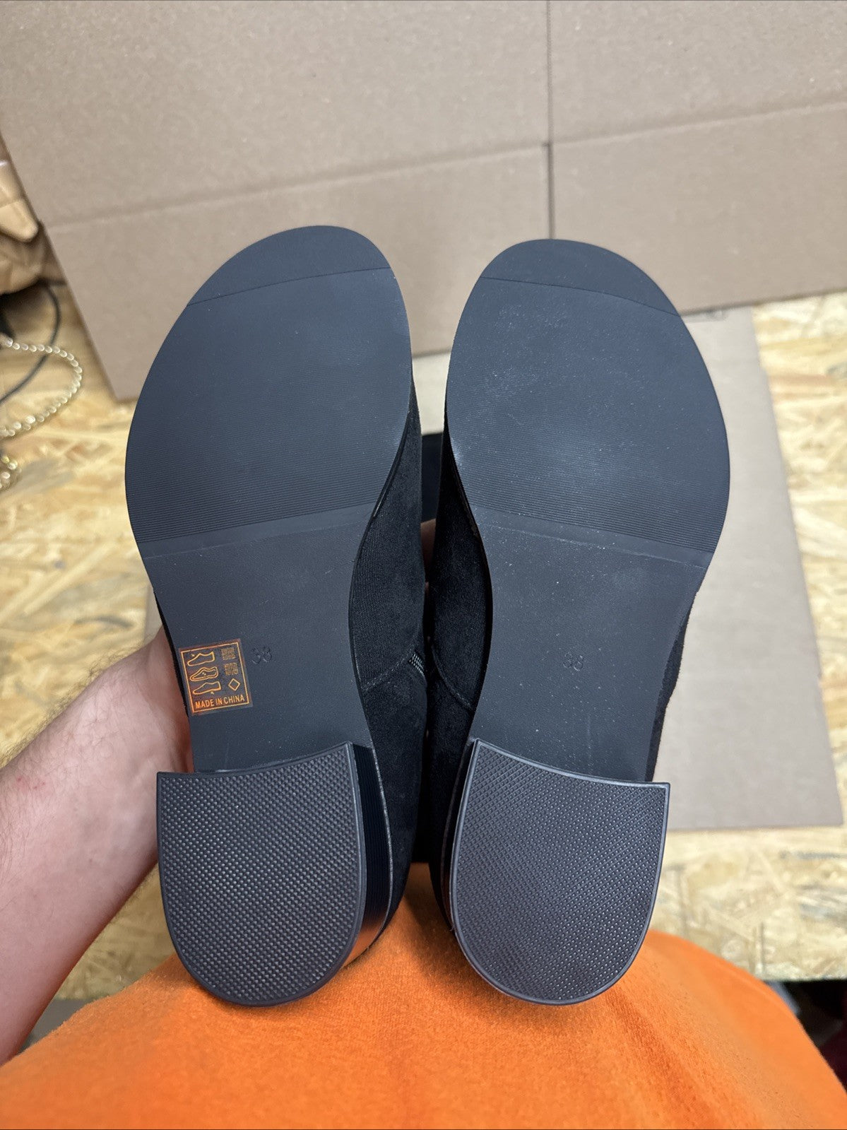 Shoe‘n Tale Women’s 8 thigh high chunky heel Rounded toe suede fall winter boots