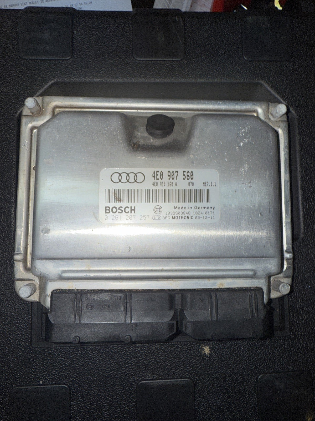 ECU ECM COMPUTER Audi A8 2003 03 2004 04 4E0 907 560