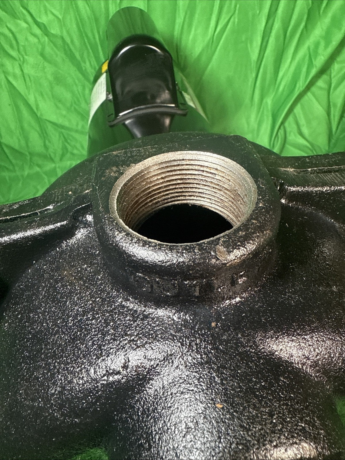 Wayne 2 HP Permanent Lawn Sprinkler Pump New Open Box Dent In Cover*