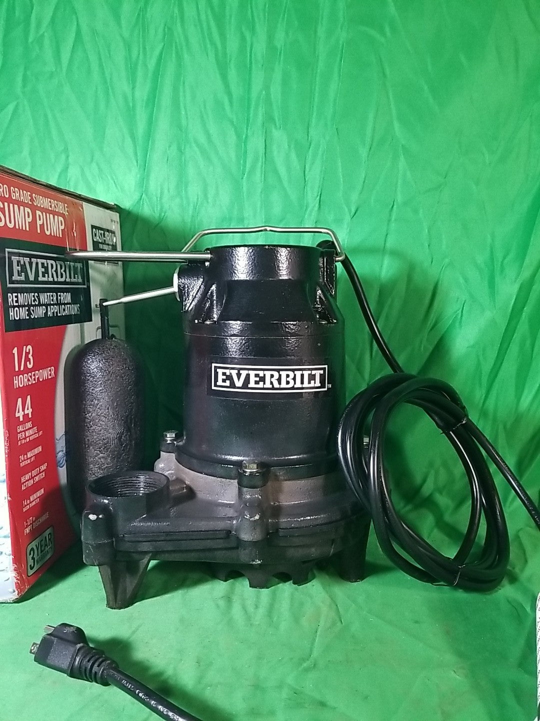 Everbilt 1/3 HP Cast Iron Submersible Sump Pump, USED Excellent Condition
