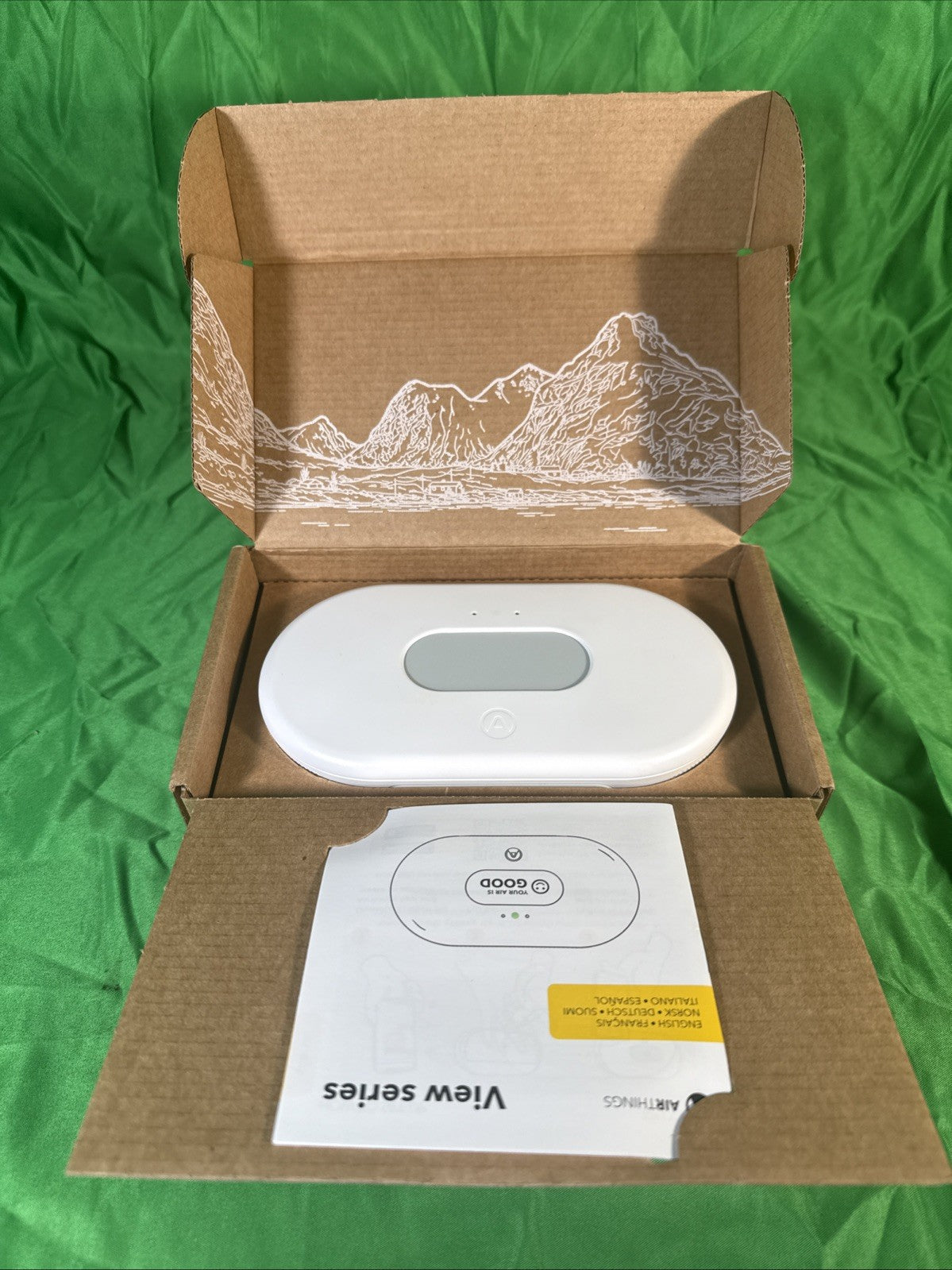 Airthings 2960 View Plus - Battery Powered Radon & Air Quality Monitor