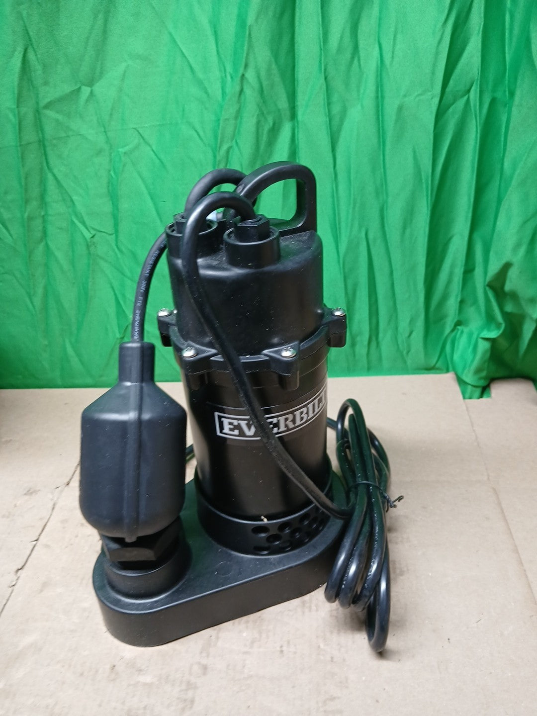 Everbilt 1/3 HP Corrosion Resistant Aluminum Sump Pump w/ Tether Switch Used..