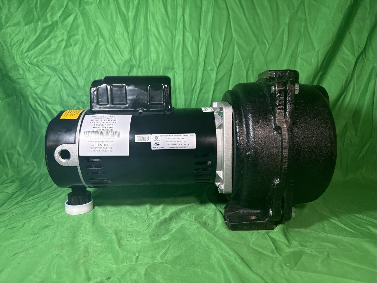 Wayne 2 HP Permanent Lawn Sprinkler Pump New Open Box Dent In Cover*