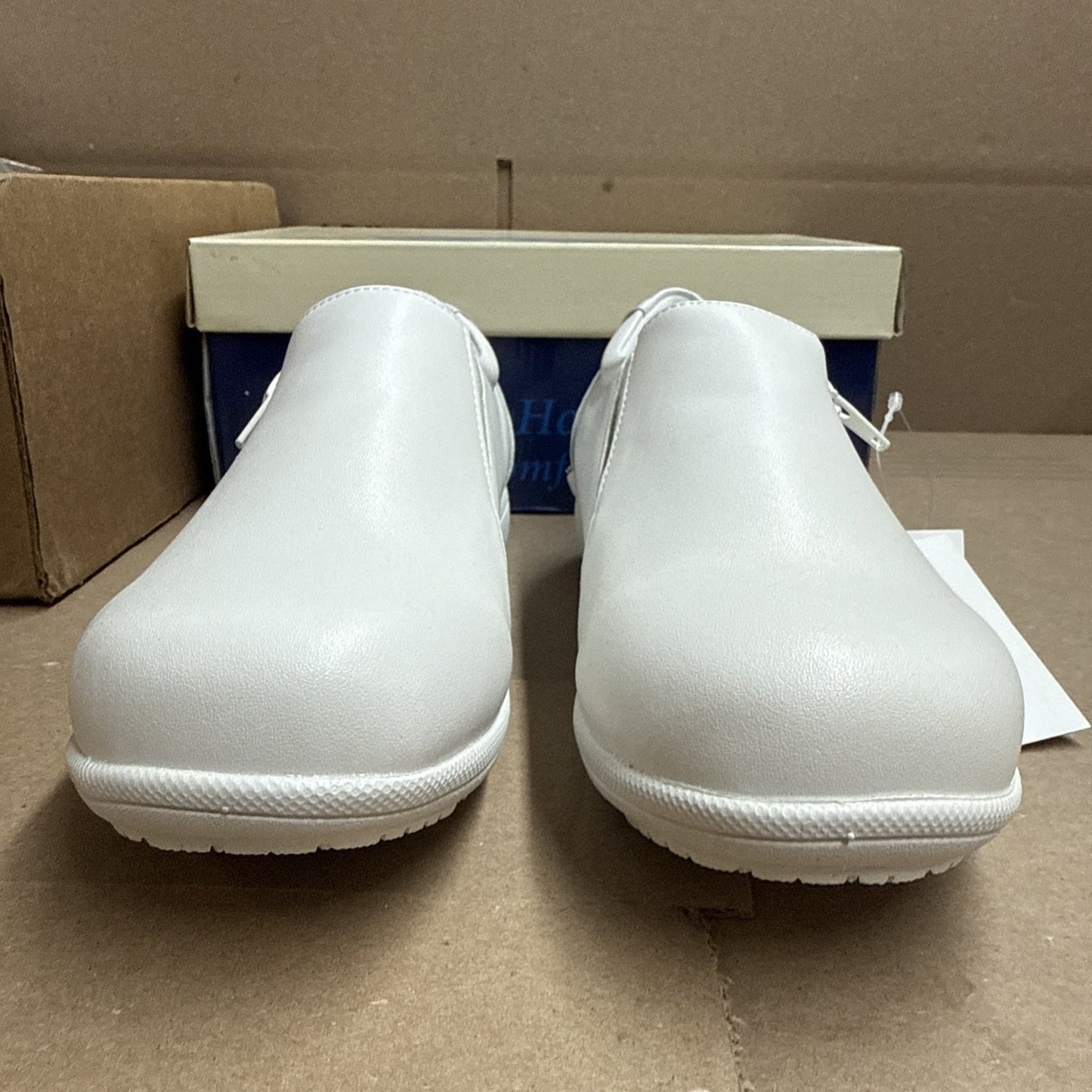 24 HOUR COMFORT Ester Women's 6.5 Wide Width Slip-On Leather Loafers Nurse