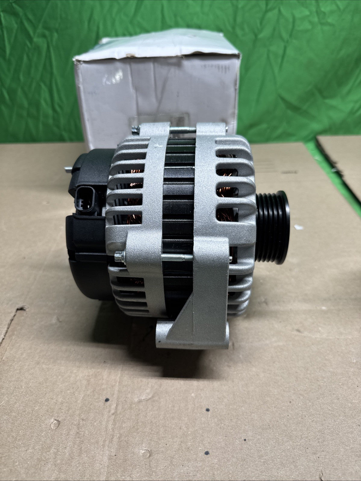 Alternator For GMC Envoy 2007-2008 Sierra 1500 2005-2007 90-01-4456; 400-12247