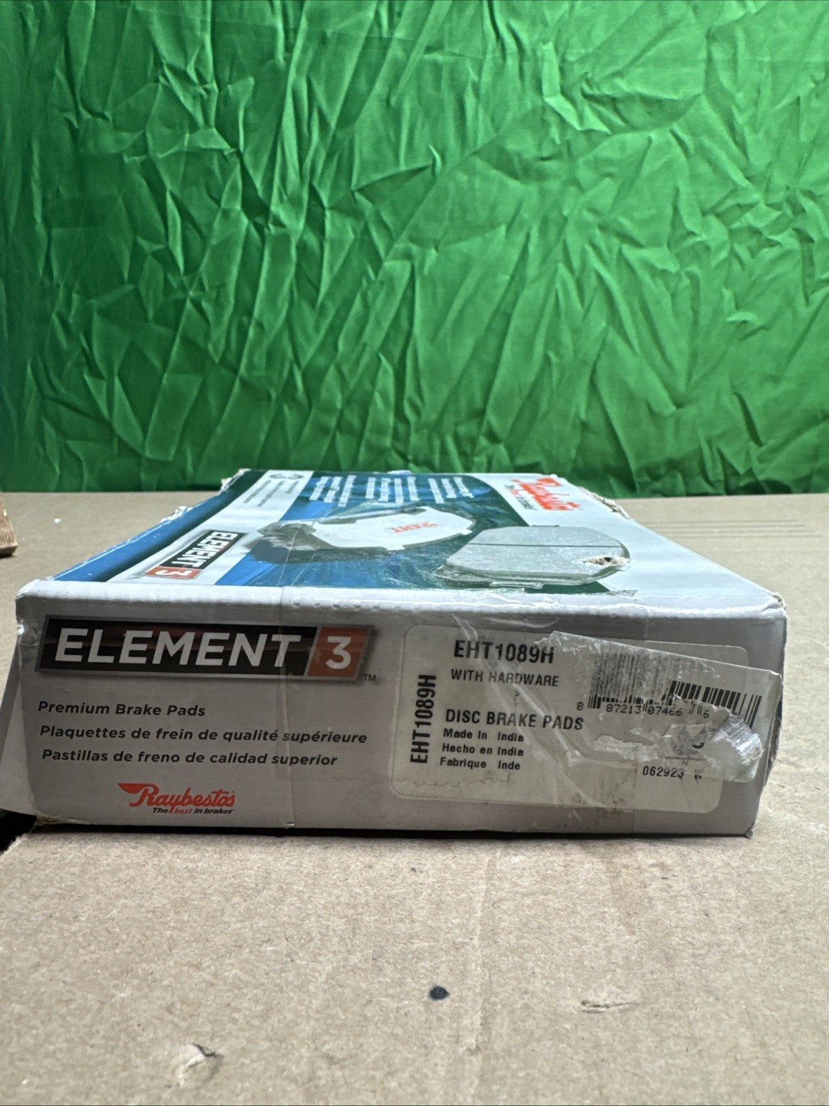 Raybestos EHT1089H Raybestos Element3 Hybrid Brake Pad Set