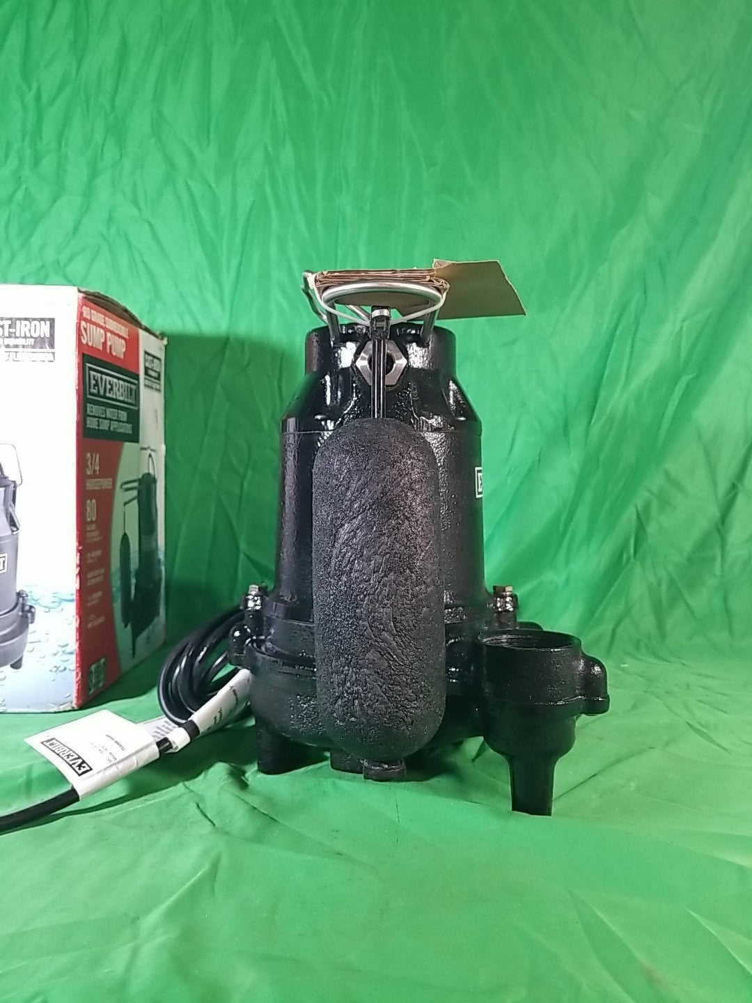 Everbilt 3/4HP Cast-Iron Pro-Grade Submersible Sump Pump 1004 120 345 HDS75.