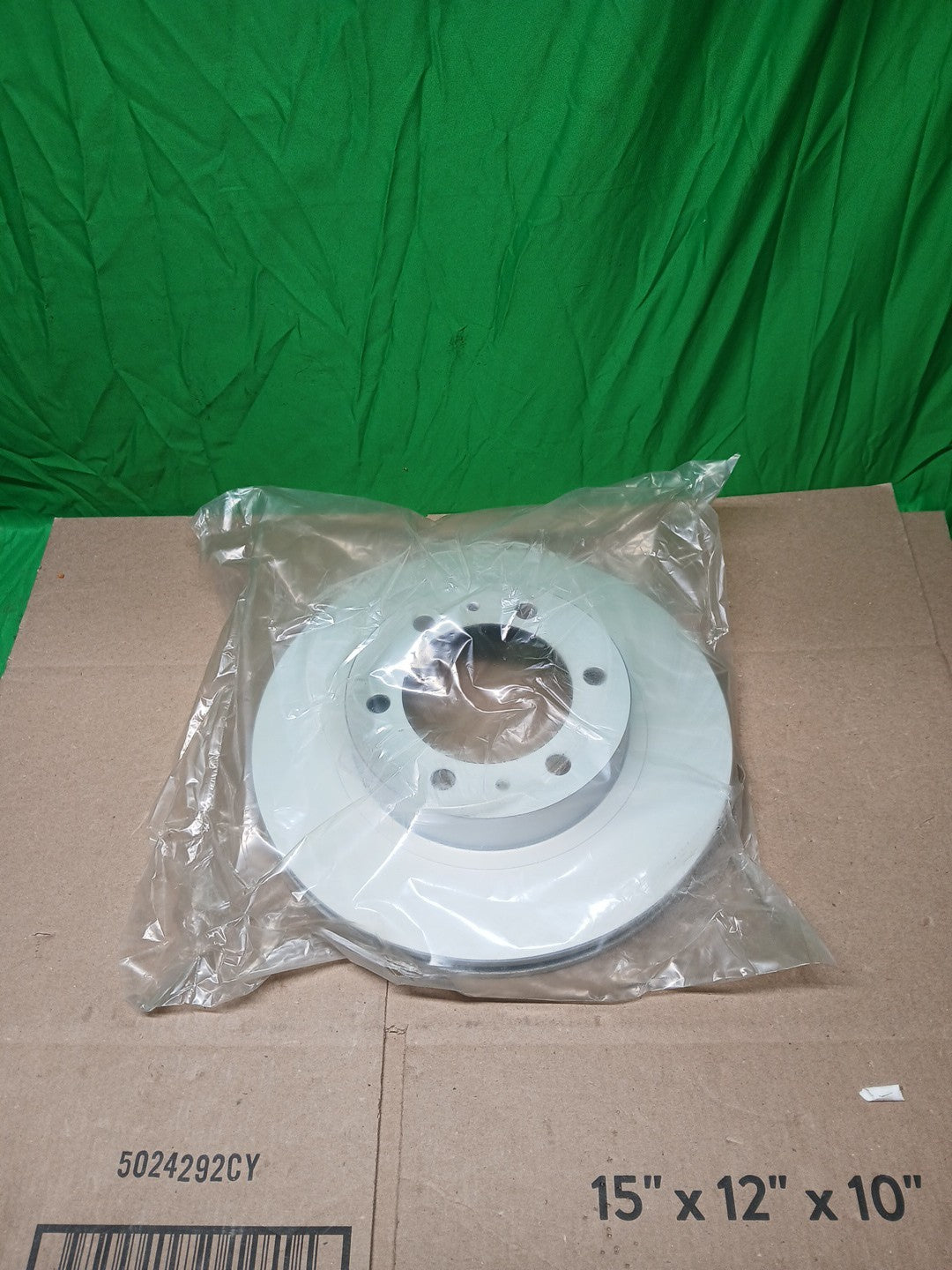 Raybestos 980670FZN Disc Brake Rotor-Element3 Coated for 2022-2023 Toyota Tacoma