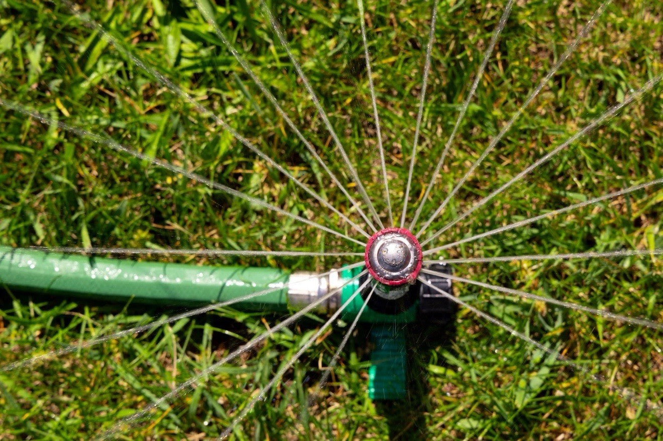 Rainbird Hose-End High-Efficiency Pro Rotary Sprinkler 45-270 Degree 17-24’