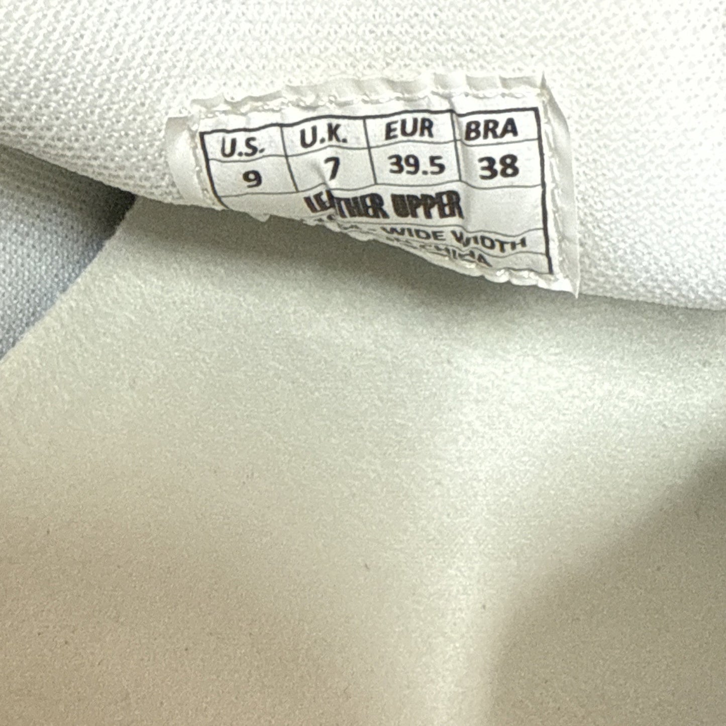 24 HOUR COMFORT Ester Women's 9 Wide Width Slip-On Leather Loafers Nurse