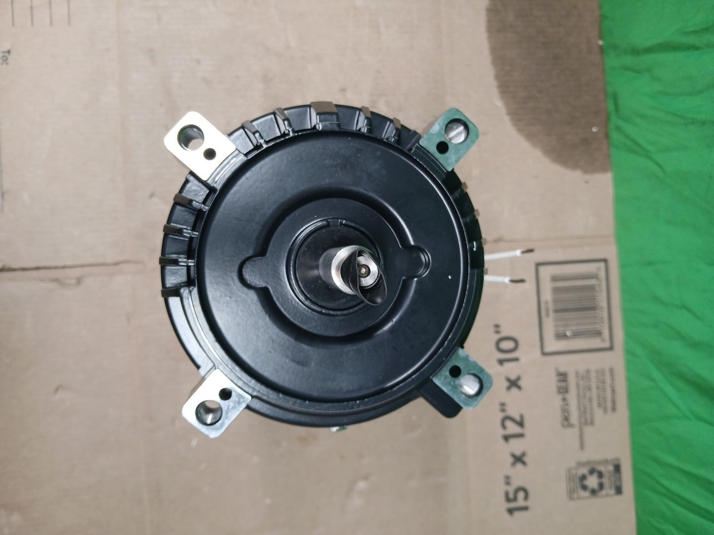 VEVOR 0.75HP Pool Pump Motor, 3450 RPM High Speed, 115V (8 Amps) / 230V (4...