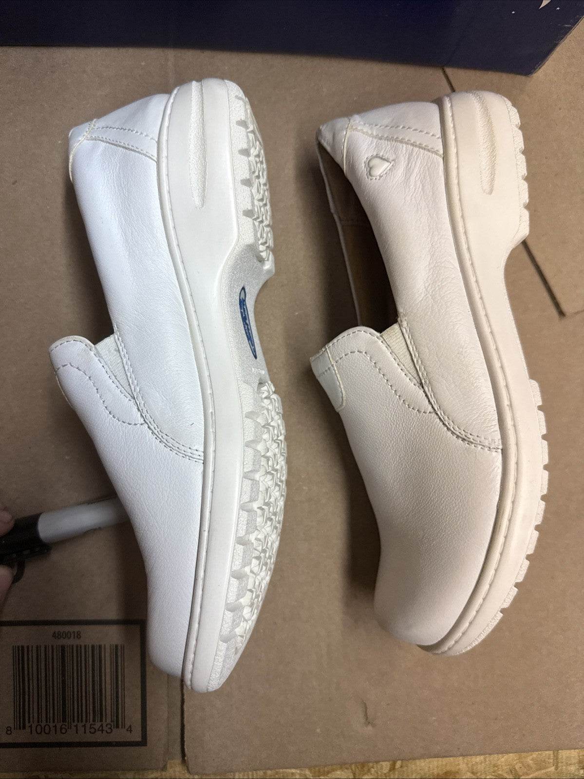 Nurse Mates Women's Slip-On Meredith Slip-Resistant Leather White Size 7.5W