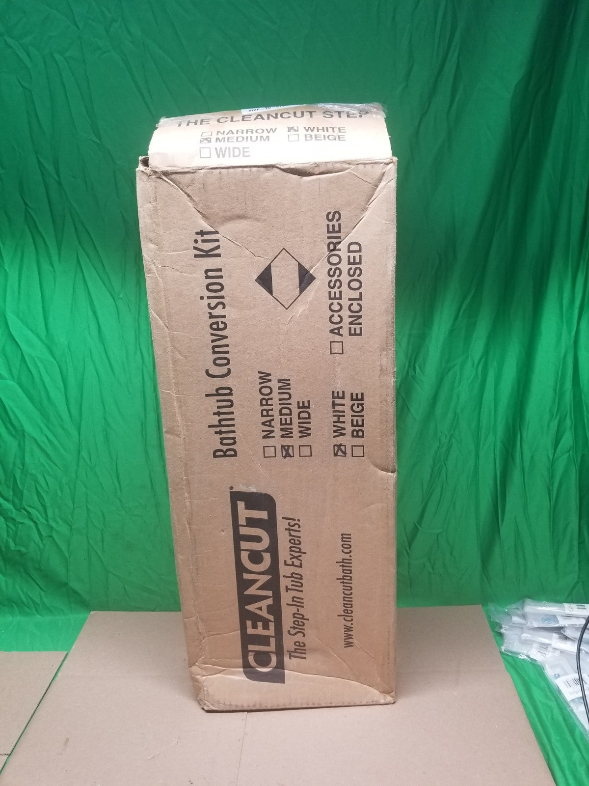 Medium White Step Bathtub Conversion Kit | New Open Box |