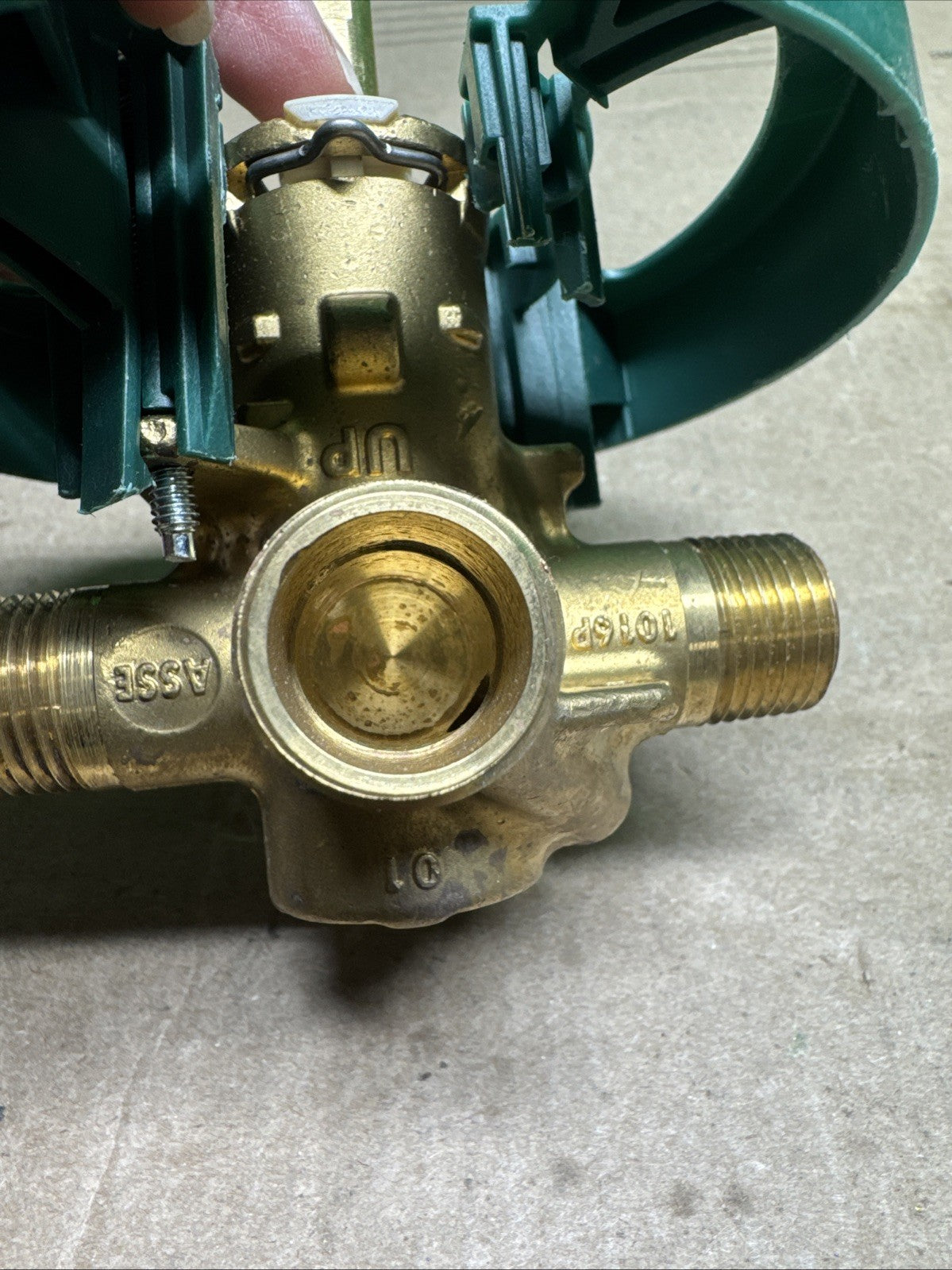 Moen 1/2 Inch Posi-Temp Pressure Balanced Rough-In Tub/shower Valve Model: 82510